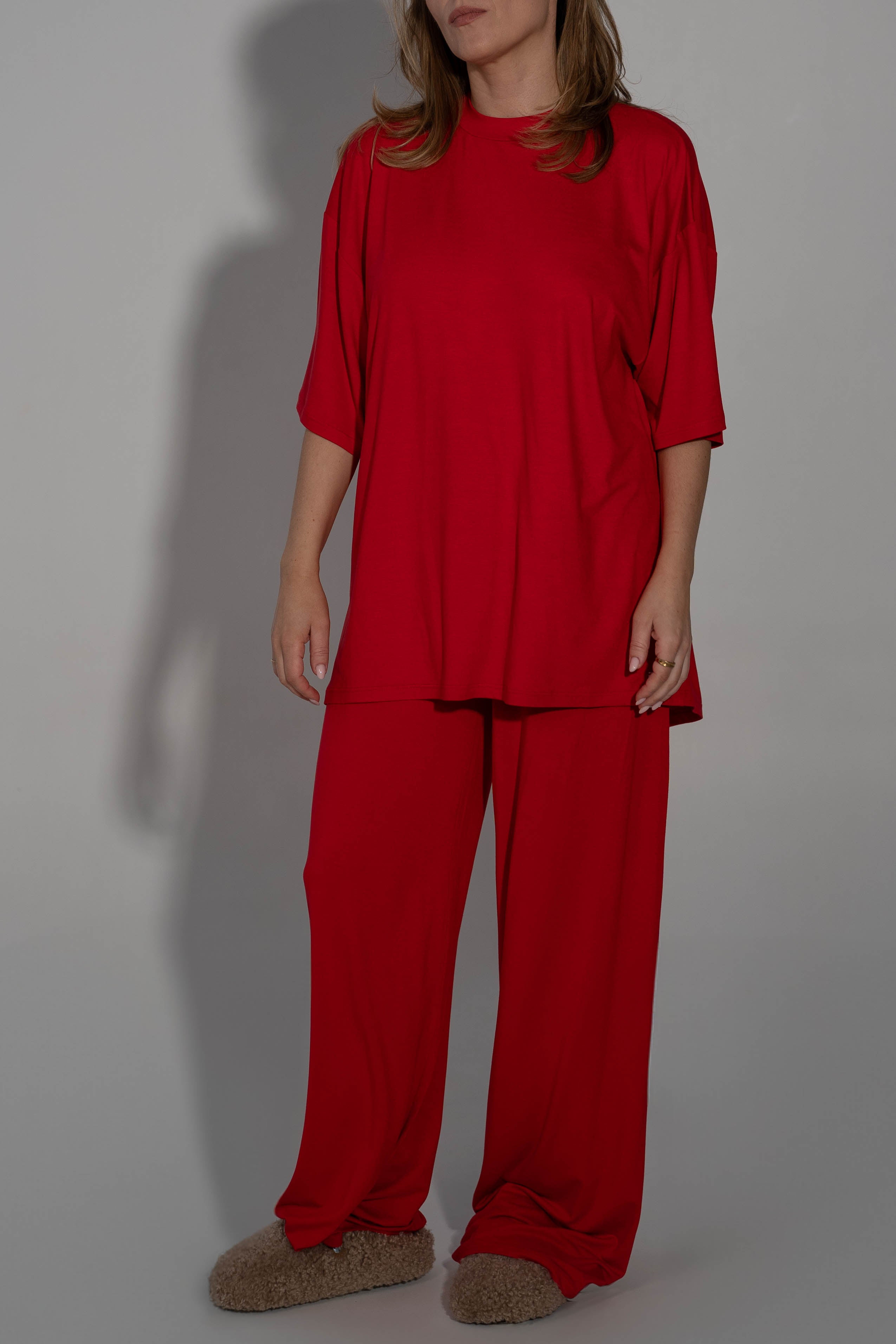 T-krekls ar atvērtu muguras daļu