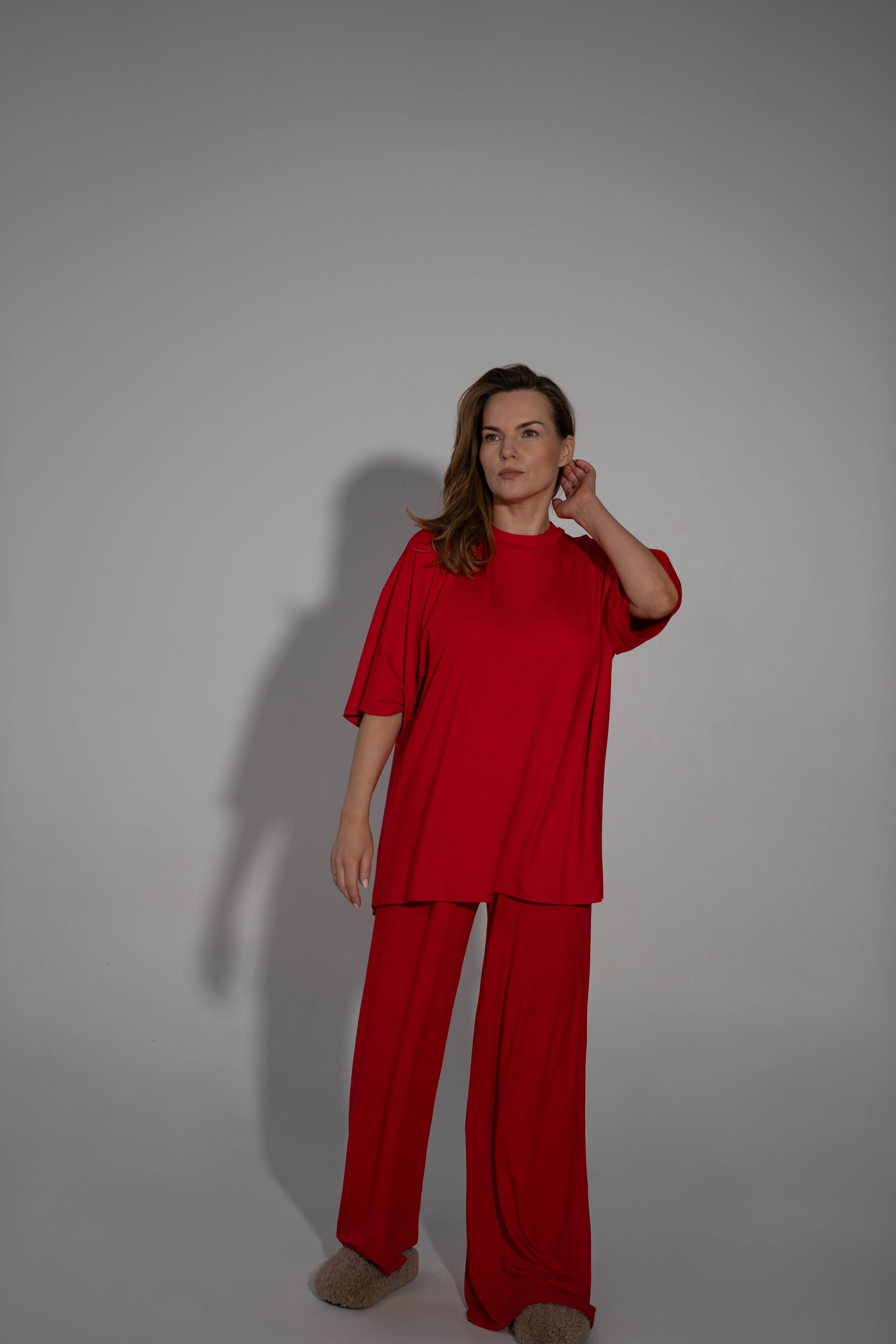 T-krekls ar atvērtu muguras daļu