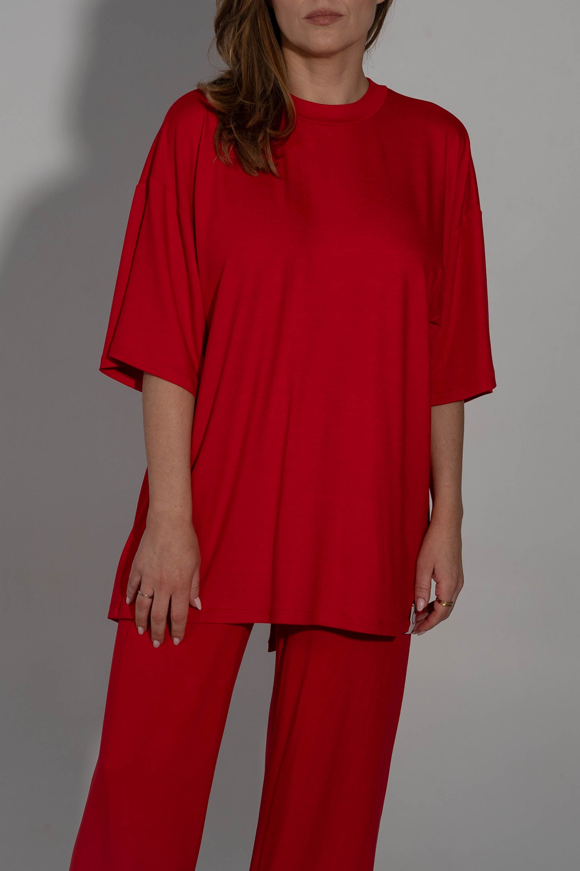 T-krekls ar atvērtu muguras daļu