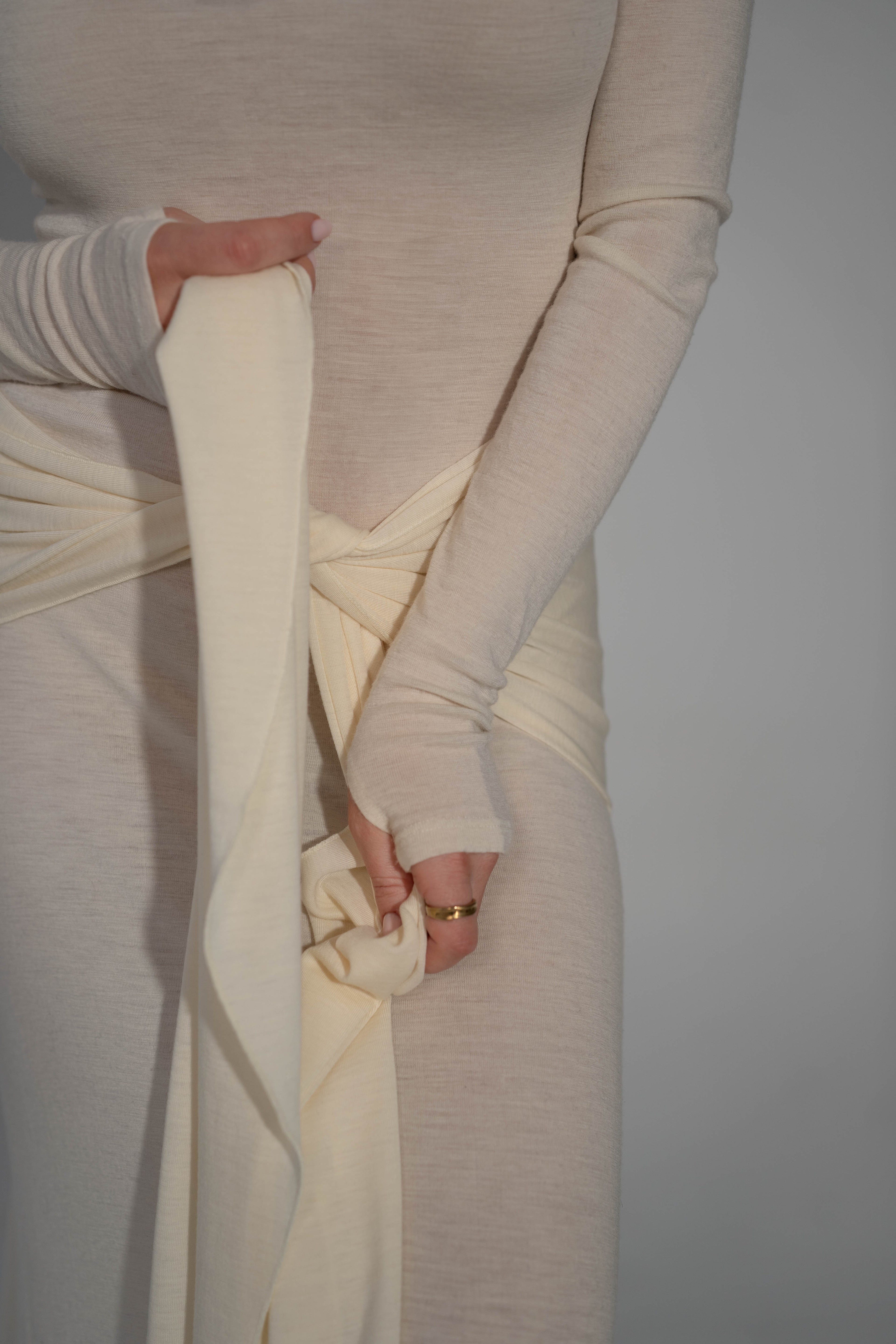 Merino vilnas kleita ar šalli