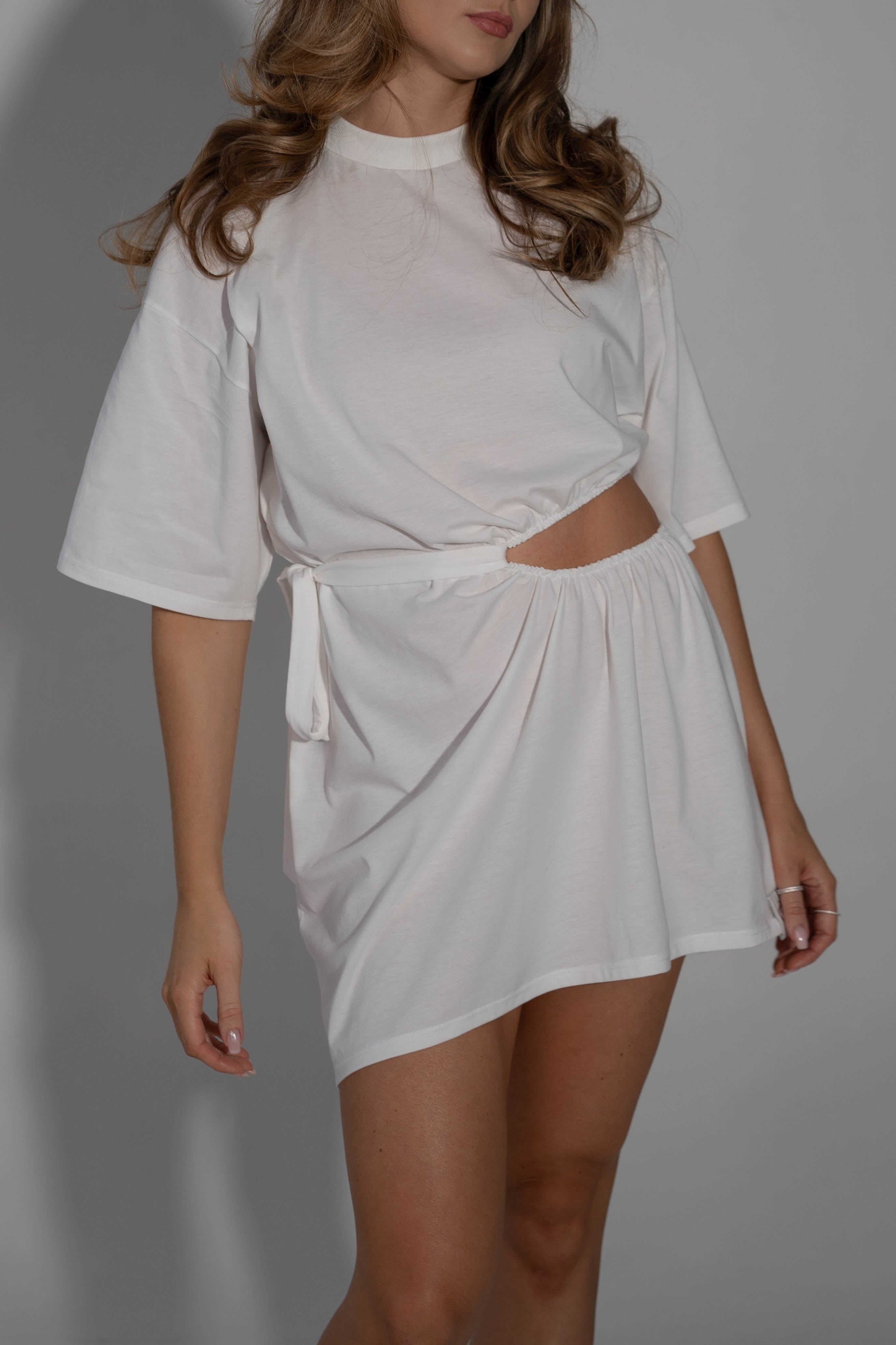 T-krekls ar izgriezumu