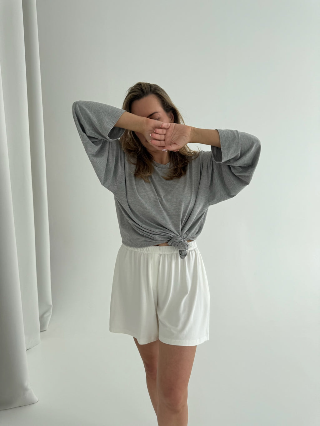 T-krekls ar garām piedurknēm